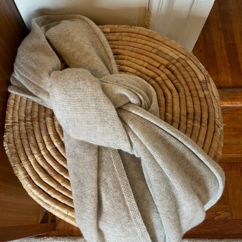 Bloomingdale's cashmere travel wrap scarf